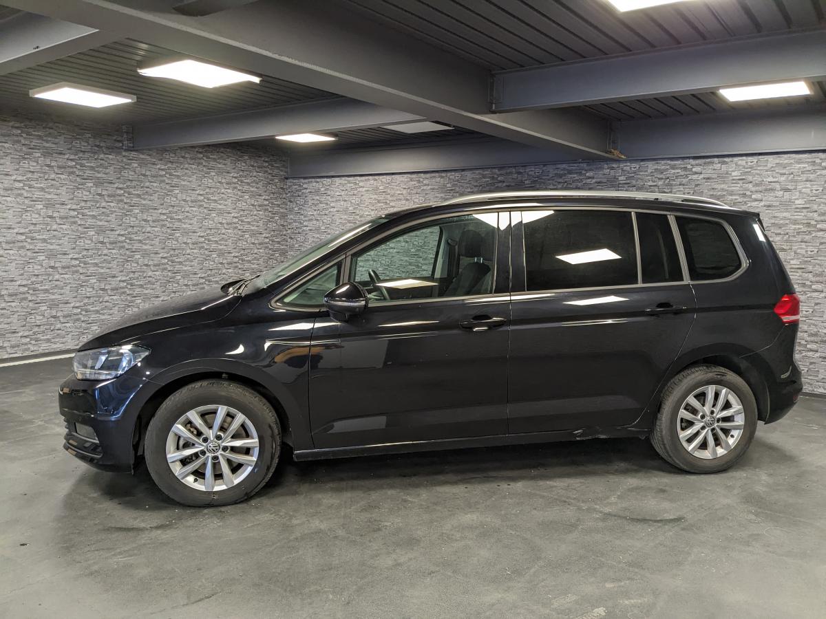 VW Touran 1.5 TDI 150 DSG Highline 7 places Noir d'occasion, moteur Diesel  et boite Automatique, 100 Km - 40.900 €